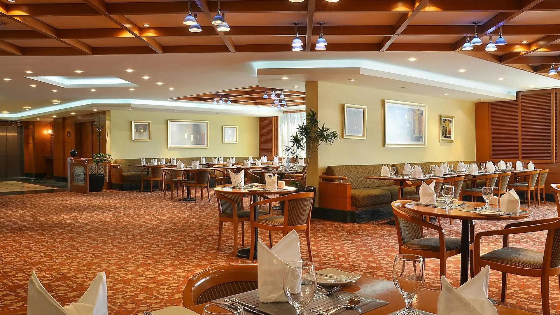 Hotel Swiss-Belhotel Sharjah