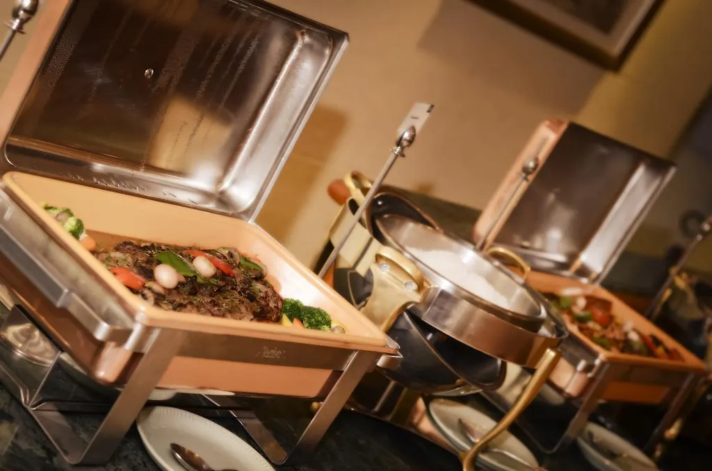 **** Hotel Swiss-Belhotel Sharjah Emirati Arabi Uniti